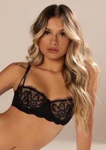 elite london escort CELANDIA