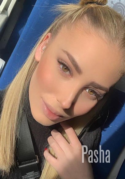blonde london escort DIONISIA PASHA