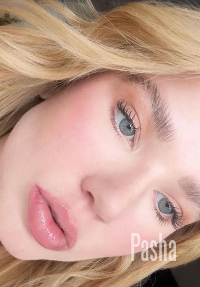 blonde london escort HADAR