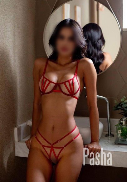 elite london escort JOCELYN
