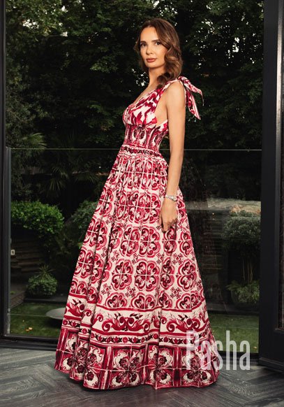 open minded london escort LAVINIA