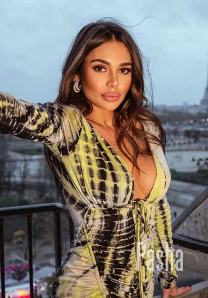 elite london escort MARIKA