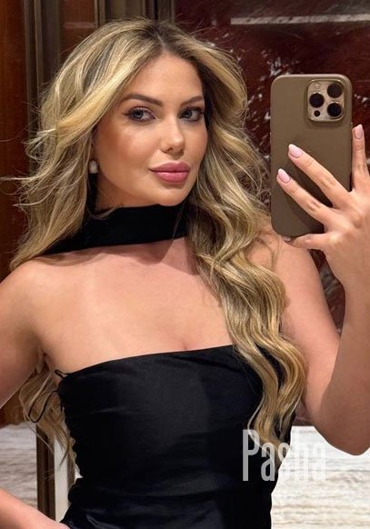 open minded london escort CAITLYN