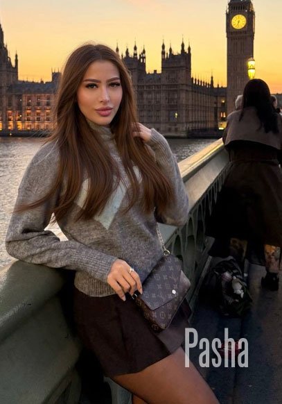 open minded london escort DELFA