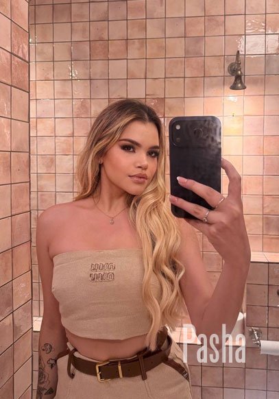 blonde london escort POENA