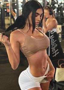 open minded escort ELITZA