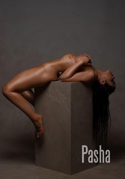 busty london escort KIARA