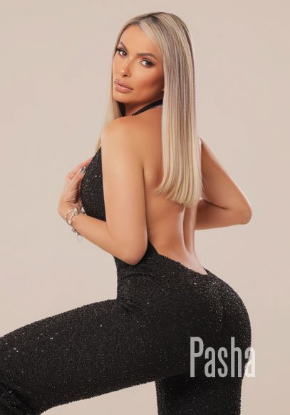 mature london escort LIRI