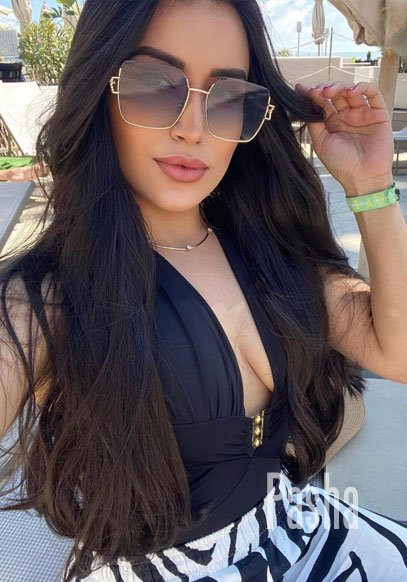 busty london escort MAGDA PASHA