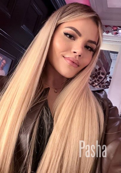 blonde london escort POENA