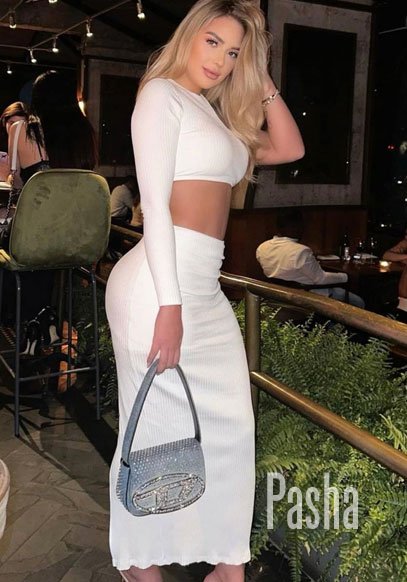 high class london escort REBECCA