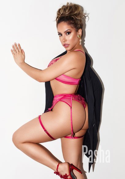 open minded london escort RUXANDRA