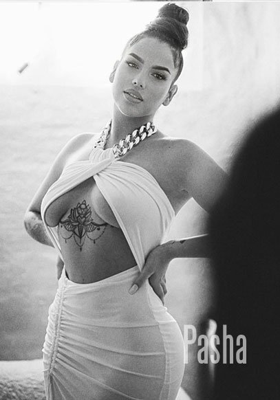open minded escort SONA