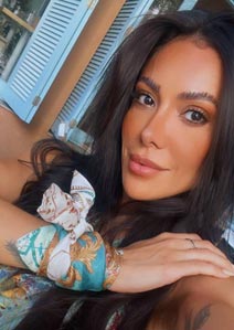 mature london escort SYLVIA