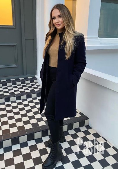 open minded pasha london escort CARLA